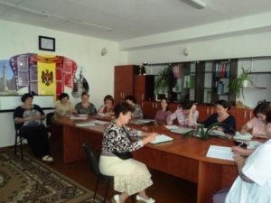 26.09.2017 Atelier de lucru: 1. Portofoliul profesional al cadrului didactic- criterii și modalități de realizare. 2. Politica de  protecție a copilului în instituția de învățământ. 3. Aplicarea Instrucțiunii privind evaluarea și dezvoltarea comportamentului elevilor din învățământul primar și secundar general.