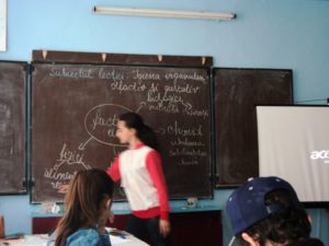 15.12.2017 Oră publică la biologie în clasa a VII-a cu subiectul ”Igiena organului olfactiv și gustativ”, prof. Bogdan Elena