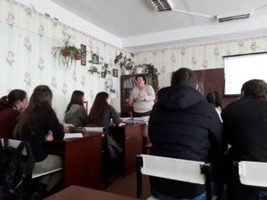16.02.2018 oră publică la dirigenție: ” Comunicarea eficientă – modalitate de prevenire a conflictelor”, clasa a VIII-a. Diriginte: Florea Luminița