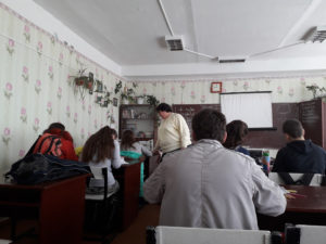 22.03.2018 Oră Publică la arta plastică în clasa a 7-a . Prof. Florea Luminița