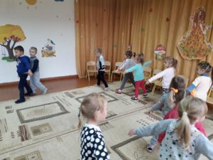 12.11.2018 oră publică în grupa medie ”Bobocei” cu subiectul ”În lumea instrumentelor muzicale”, conducător muzical Fedosova Oxana