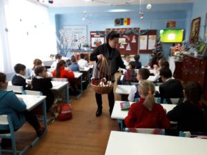 19.12.2018 Oră Publică în clasa a II-a, învățătoare: Rașcenco Angela. Subiect: Valorile morale