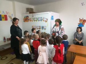 30.01.2019 oră publică în grupa ”Bobocei” , educator Todorov Laura cu subiectul ”În ospeție la bunica”. Bravo, dn. Todorov …. foaaaarte frumos !!!!