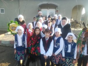 14.01.2020 Activitate extrașcolară  „Steaua sus răsare”.  Elevii din clasa a III-a au venit cu un recital de colinde și urături la biserica „Sf. Împărat Constatin și Elena” din comuna Găvănoasa.  Un proiect de parteneriat educațional, inițiat de învățătoarea Rascenco Angela.