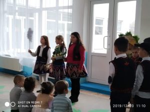 20.12.2019 Activitate transdisciplinară în clasa a II-a „Magia sărbătorilor de iarnă”, învățător – Rascenco Angela