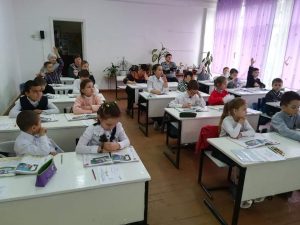 30.01.2020, Oră publică în clasa I-îi, subiectul „Sunetul „f” și litera „f” mică de tipar. lectura textului „Uf și Ciuf”,  învățător – Țațu Larisa.