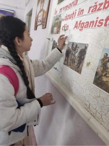 Decada educativ- patriotică ,,Comemorarea celor căzuți în Afganistan,, 01- 15.02.21.Elevii au scris mesaje de pace pe aripile porumbeilor.