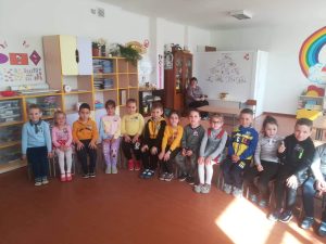 Activitate publică ” În parfum de primăvară ne jucam şi florile numărăm” în grupa mare ” Buburuza” – educator Ivasenco Marianna