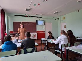 Conform planului de activitate a insituției pentru anul de studii 2022 – 2023 s-a desfășurat lecția publică la limba și literatura română în baza subiectului: Atelier de lectură ”Sărut fața pâinii” în clasa VI-a responsabil: Alexandrova Ludmila, profesor.