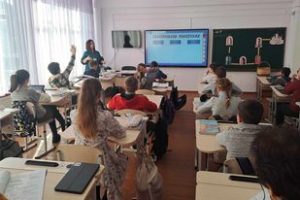 Atmosfera creativă și captivantă din cadrul lecției de matimatică, de la data de 29.11.23,  din clasa a V-a ne-a condus în Castelul Matematicii prin intermediul subiectului ”Reprezentarea fracțiilor cu ajutorul unor desene” responsabil Rașcenco Snejana.
