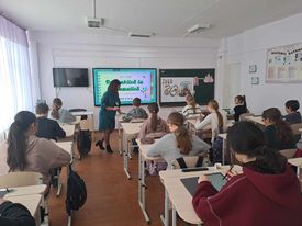 Atmosfera de lucru îi desfășurarea lecției publice la matematică în clasa VI-a le-a oferit posibilitatea de ași forma abilități noi de cunoaștere  a subiectului: ”Mulțimea numerelor întregi”   Responsabil – Rașcenco Snejana, profesor de matematică, gradul didactic II.