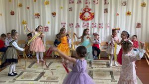 Activitatea extracurriculară ,, Balul Toamnei,,.