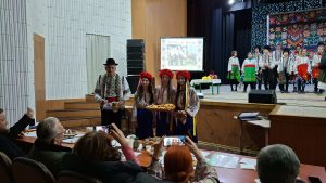 Festivalului-concurs „Să trăiți, să-nfloriți”!