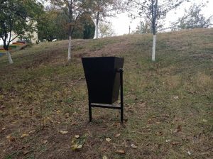 Instalarea a 22 de urne stradale