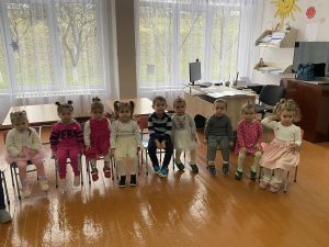 Familia ursuleților în cadrul Acrivității publice