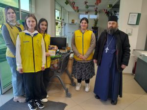 Campania „Masa Bucuriei” – Solidaritate și voluntariat în ajunul Paștelui