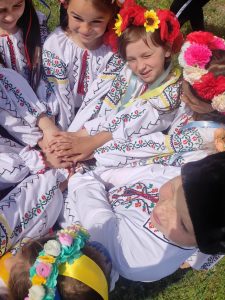 Partea  a II-a a activității ”Sărbătoarea etniilor” din IP Gimnaziul-gradinita”Igor Crețu”, desfășurată în aer liber la data de 20.05.2023, la treapta primară și gimnaială și în colaborare activă cu părinții care s-au implicat cu entiziasm și responsabilitate!